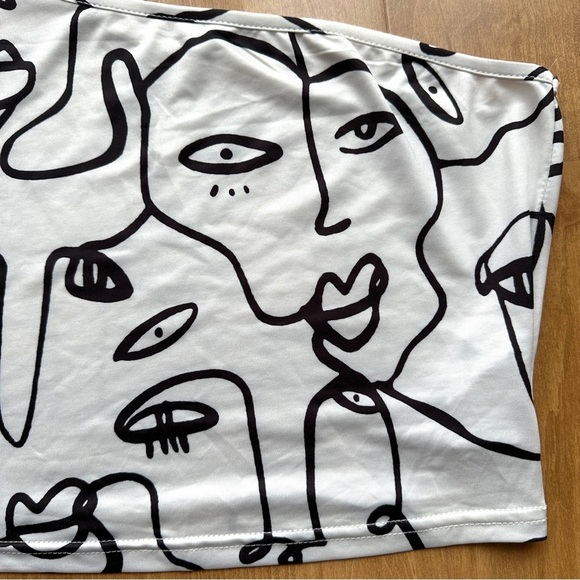 Shein Black and White Silhouette Sketch Lines One Shoulder Top, Size Large - Picture 5 of 16